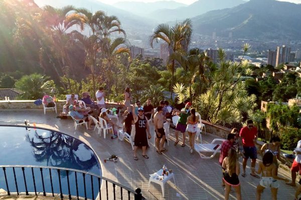 Pool-Party-Medellin-Bachelor-Party